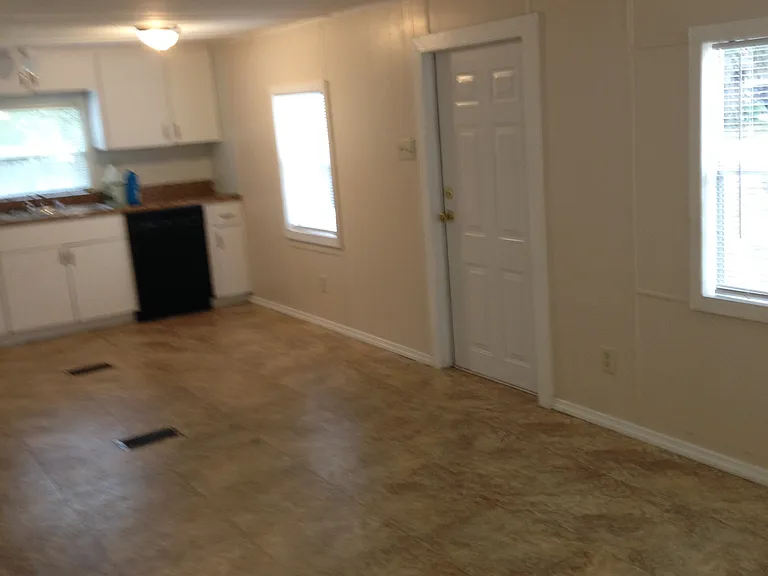 36120 Donna Ln #36120 — Photo 4