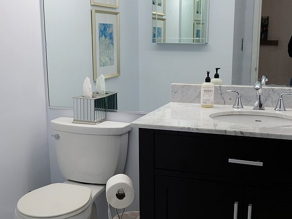 2nd image of 80 Bay Street Lndg APT 10J