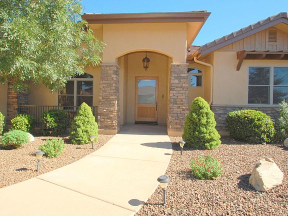 3rd image of 365 Zachary Dr