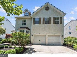 82 Watson Dr, Mount Laurel, NJ 08054