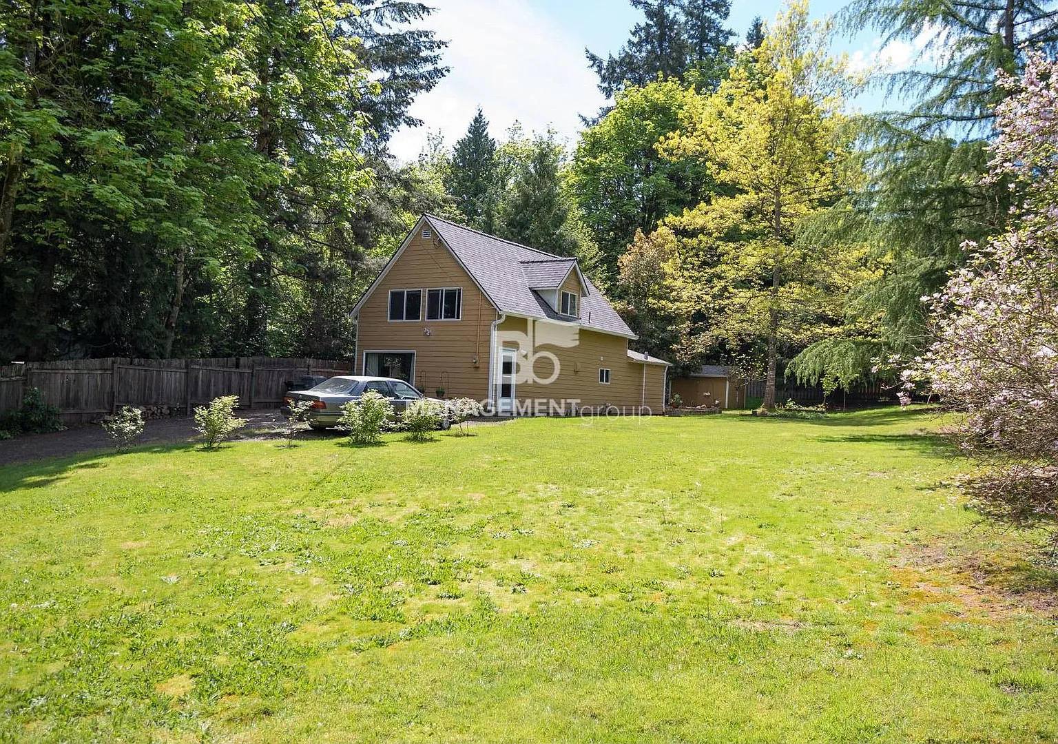 Nearly 1/2 Acre of Privacy Nestled in the Trees of West Linn. Updated Kitchen & Bathroom! — Photo 1