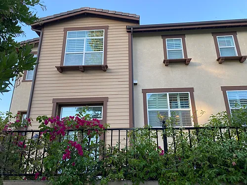 730 Tennis Club Ln Photo 1