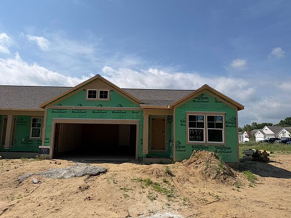 2nd image of 1597 N Village Cir
