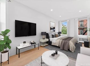 16 Barrow St #4C, New York, NY 10014