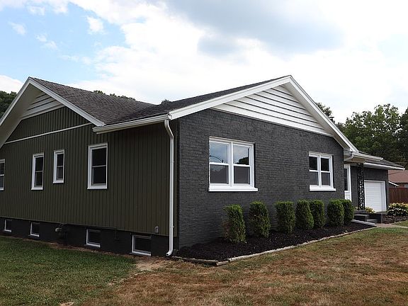 4th image of 18 Bryant Cir