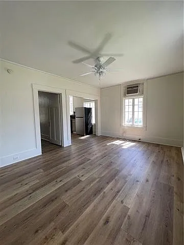 1 bed, 1.0 bath, 500 sqft, $1,300 — Photo 2