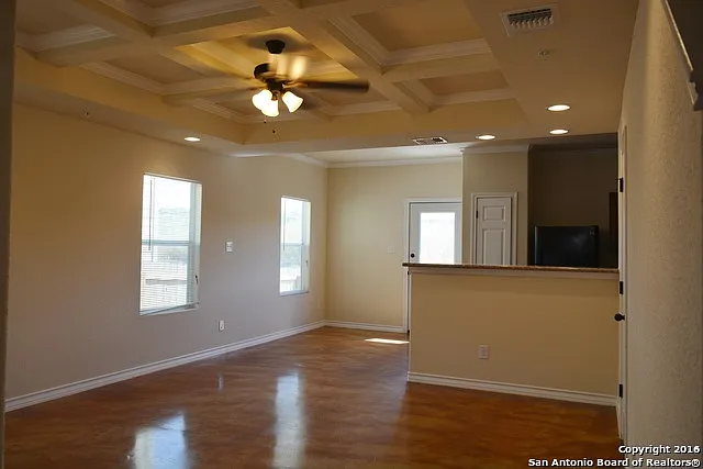 3 bed, 2.5 bath, 1273 sqft, $1,225 — Photo 4