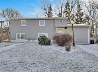 4 Old Town Rd, Monroe, NY 10950