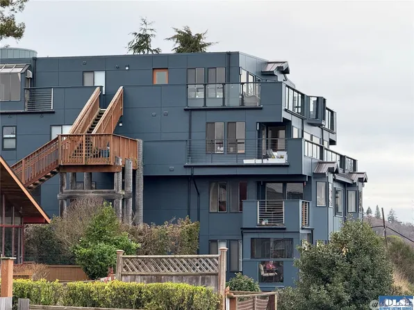 226 W 2nd St, Pt Angeles, WA 98362