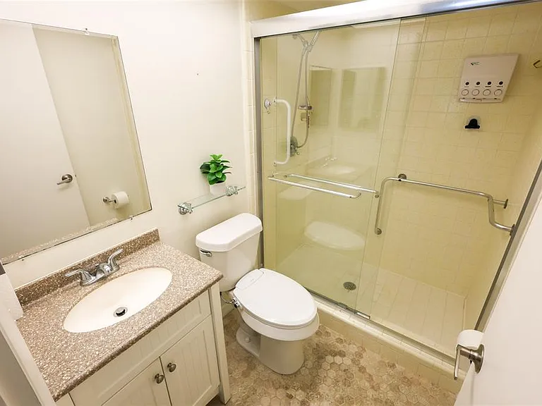 1235 S Highland Ave #4-306 — Photo 9