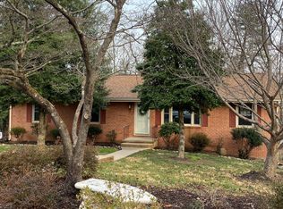 4217 Hillbrook Cir, Roanoke, VA 24018