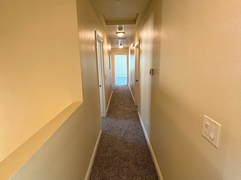 1552 E Martin Luther King Blvd — Photo 11