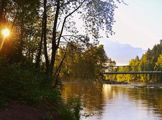 902 E Hist Columbia River Hwy, Troutdale, OR 97060