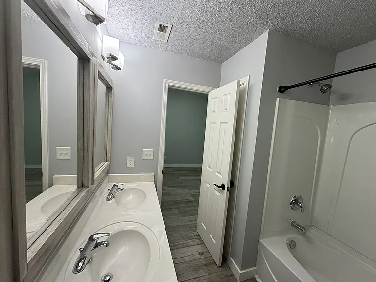 108 Bridford Pkwy — Photo 17