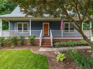 1106 Pepper Hill Rd, Greensboro, NC 27407