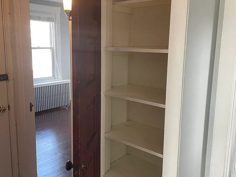 140 E 4th Ave — Photo 9