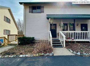 156 Hanging Rock Villas APT 221, Seven Devils, NC 28604