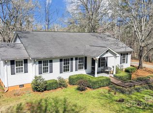 7921 Fairmont Dr, Waxhaw, NC 28173