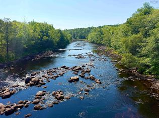 55 Zwicker Mill Rd, Lunenburg, NS B0R 1E0