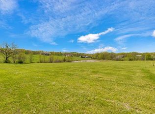 31 Saddlefield Ln, Troy, MO 63379