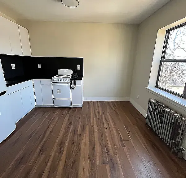 51 Berriman St #2 — Photo 1
