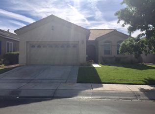 10541 Bridge Haven Rd, Apple Valley, CA 92308