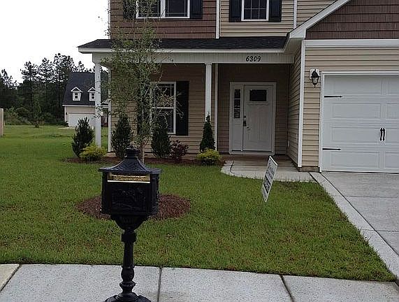 Uniform neighborhood mailbox