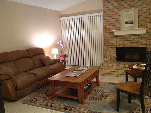 2nd image of 2862 Capella Cir