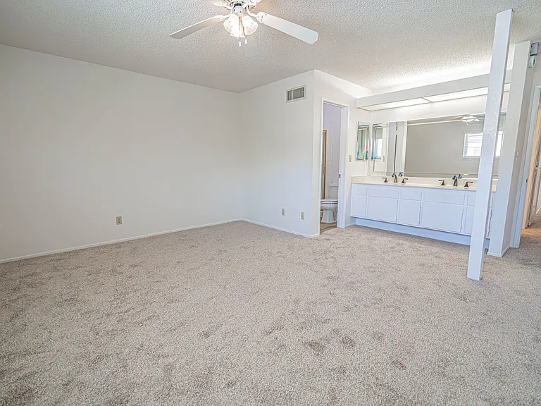 22210 James Alan Cir #8 — Photo 20
