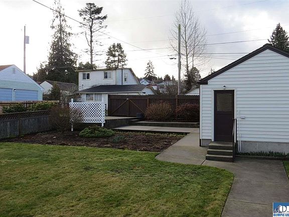 2nd image of 510 E 9th St