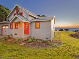 16 Salmon Ct, Whitethorn, CA 95589