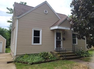 212 Stoughton Rd, Edgerton, WI 53534