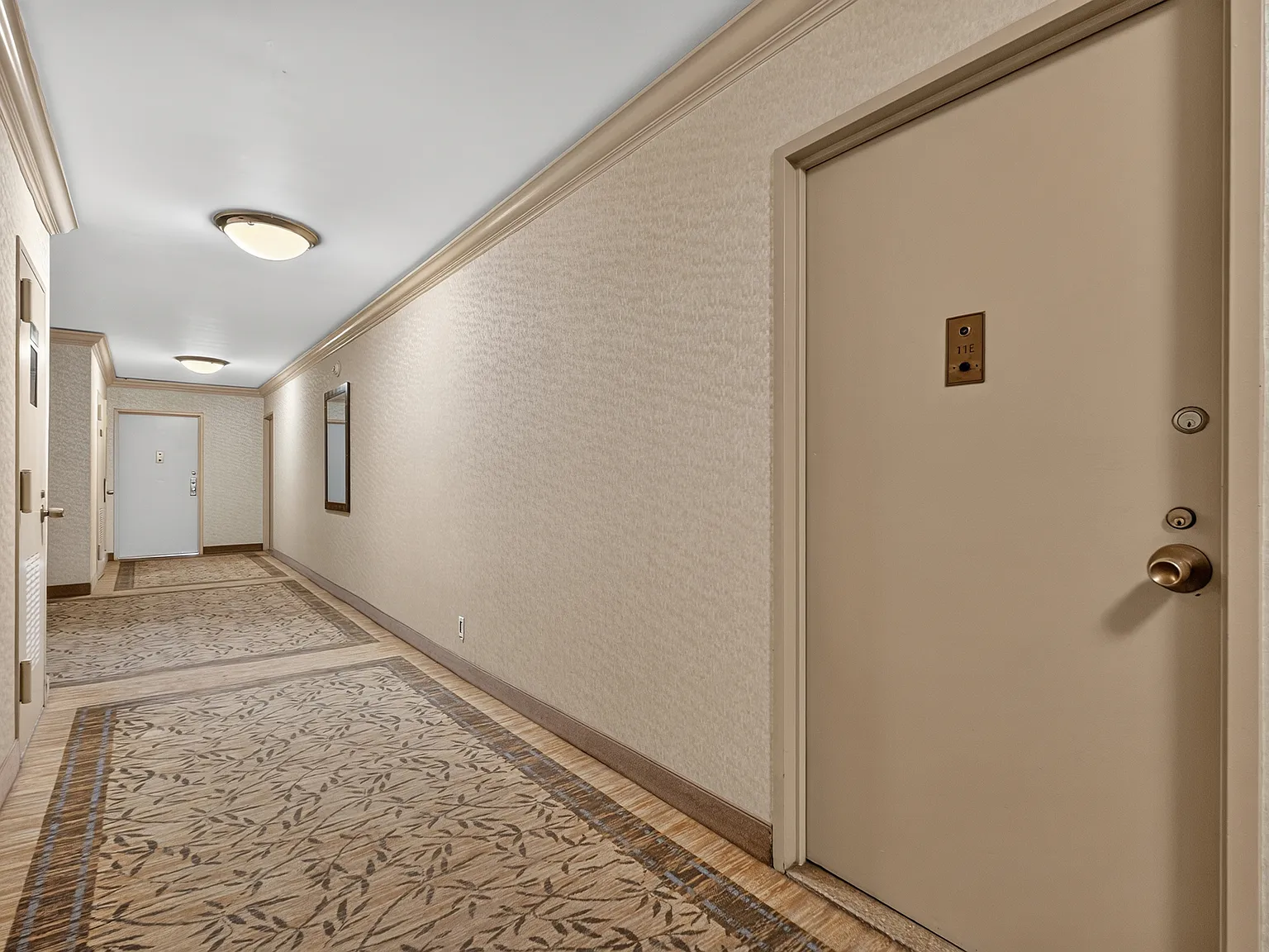 7855 Boulevard East — Photo 4