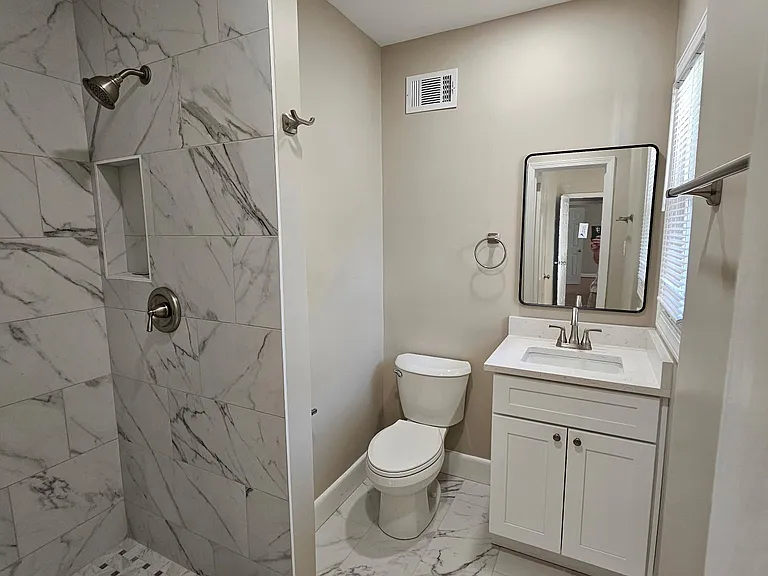 1956 Ridgewood Dr NE — Photo 18