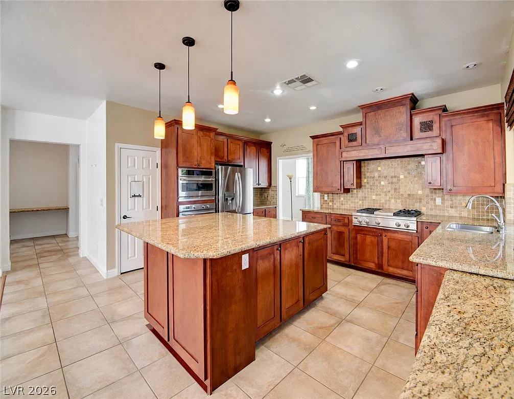 4 bed, 4.5 bath, 3010 sqft, $3,595 — Photo 4