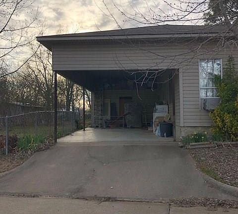 3rd image of 516 E Smith Ave