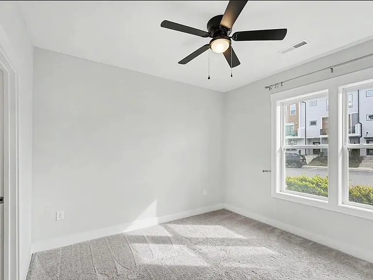 2127 Big Falls Dr — Photo 5