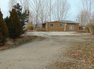 966 W Sales Yard Rd, Emmett, ID 83617