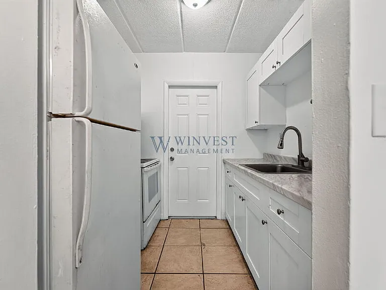 Presidential View Apartments — Photo 44