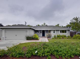 1040 Cuesta Dr, Mountain View, CA 94040