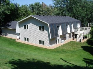 130 King Creek Rd, Golden Valley, MN 55416