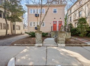 45 Winslow Rd #1, Brookline, MA 02446