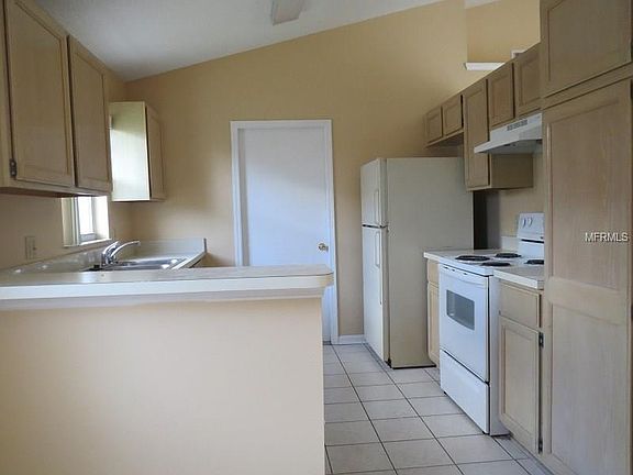 4th image of 1707 Boxeney Dr