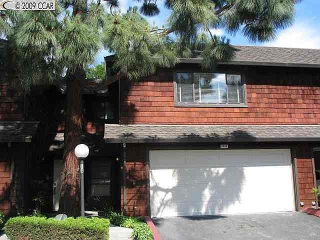 1st image of 2654 Village Ct