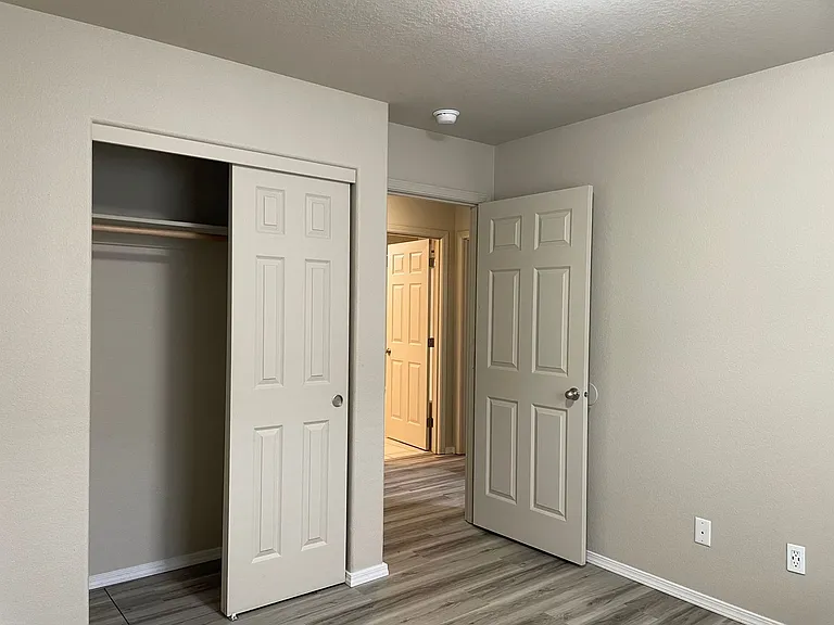 3564 Avenue G — Photo 20