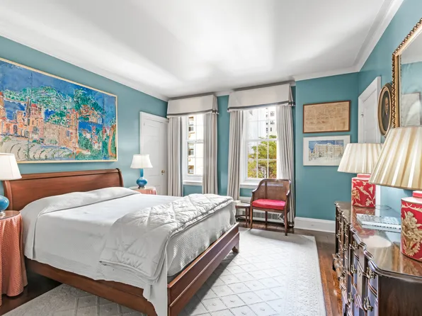 770 Park Avenue image 13 of 15