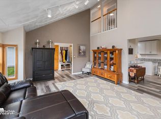 19868 Stonehill Dr, Eagle River, AK 99577