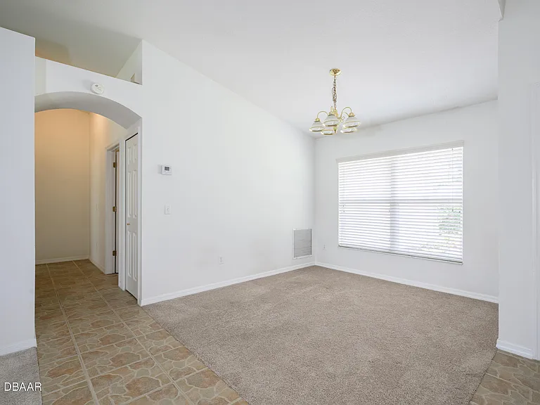 1712 Arash Cir — Photo 9