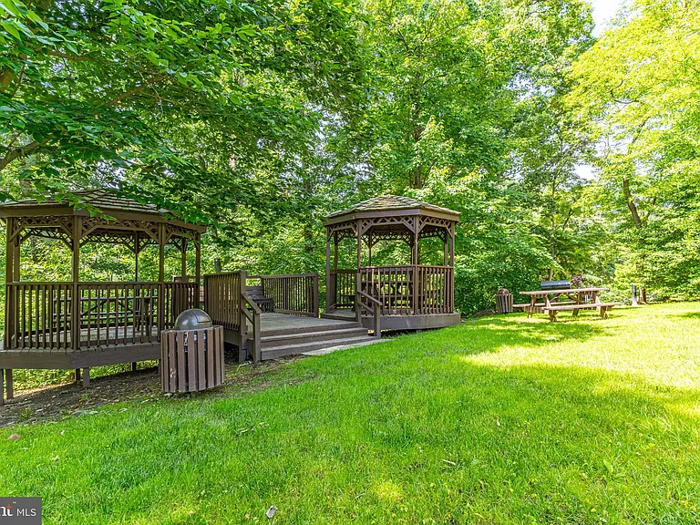 5904 Mount Eagle Dr #903 — Photo 34