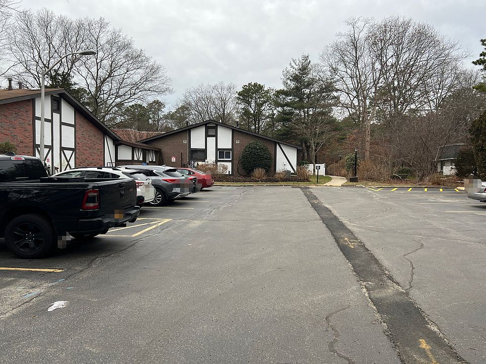1st image of 515 Daryl Dr